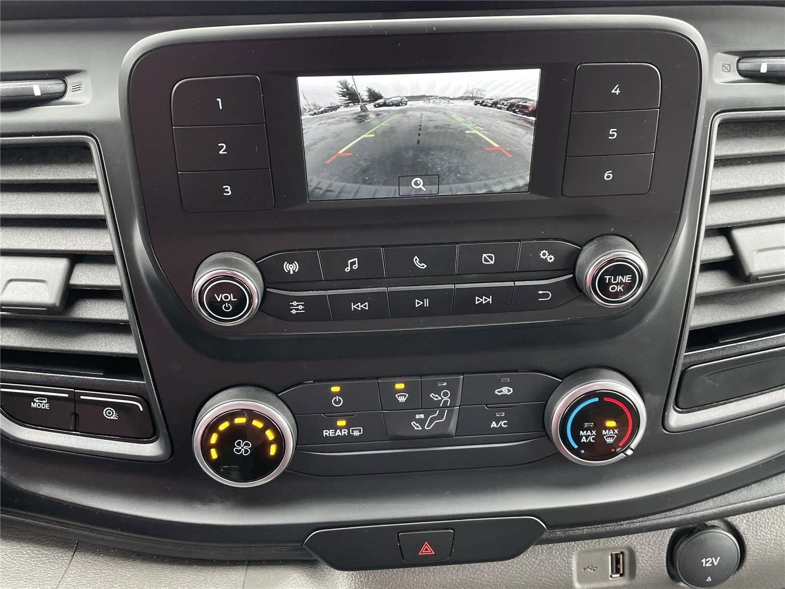 Used 2024 Ford Transit 250 Low Roof w/ Exterior Upgrade Package RWD image 31