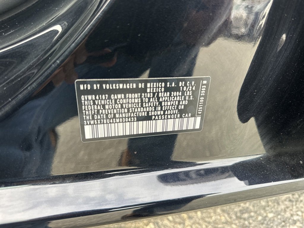 Used 2025 Volkswagen Jetta S image 30