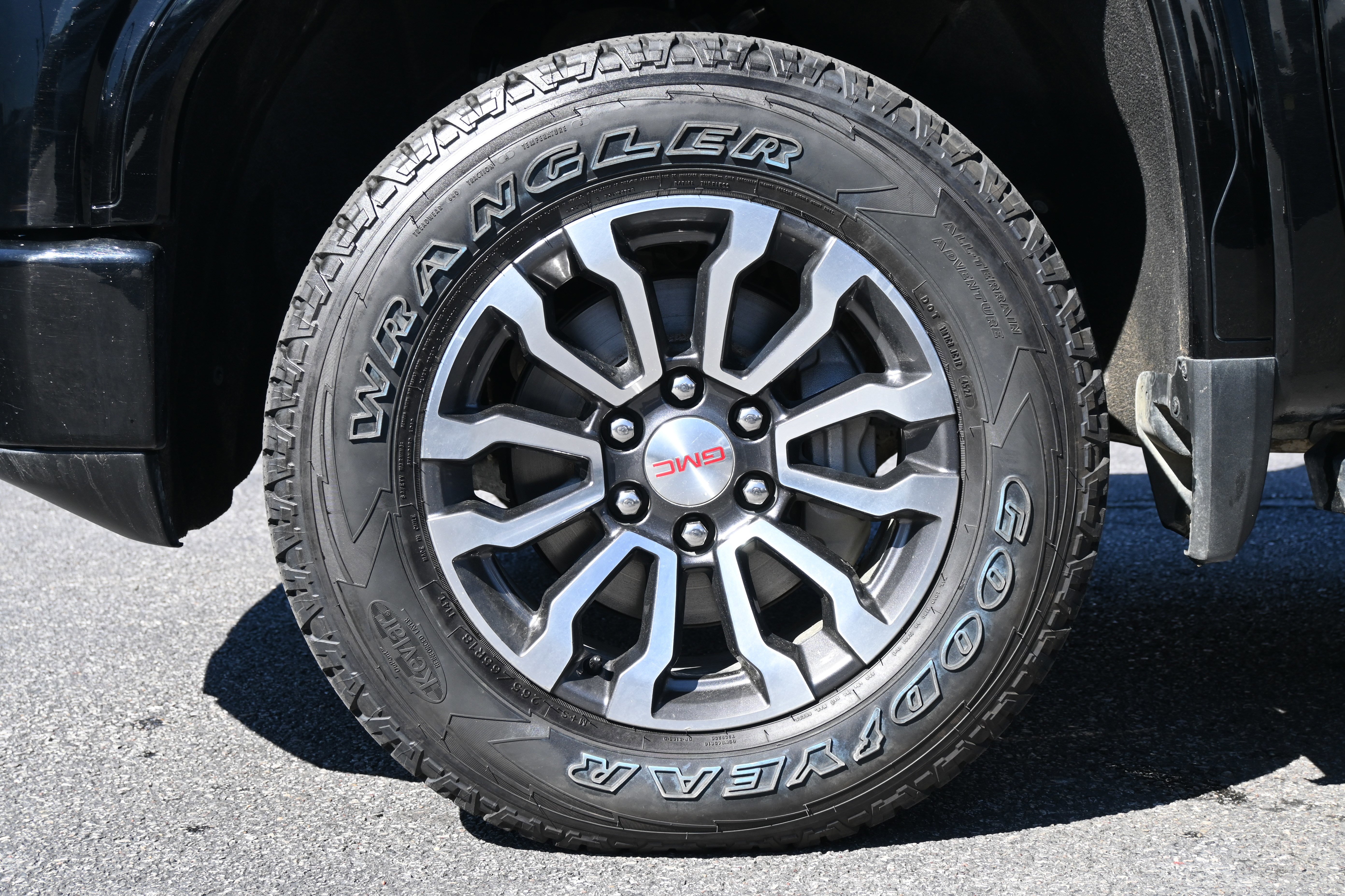 Used 2021 GMC Sierra 1500 AT4 image 22