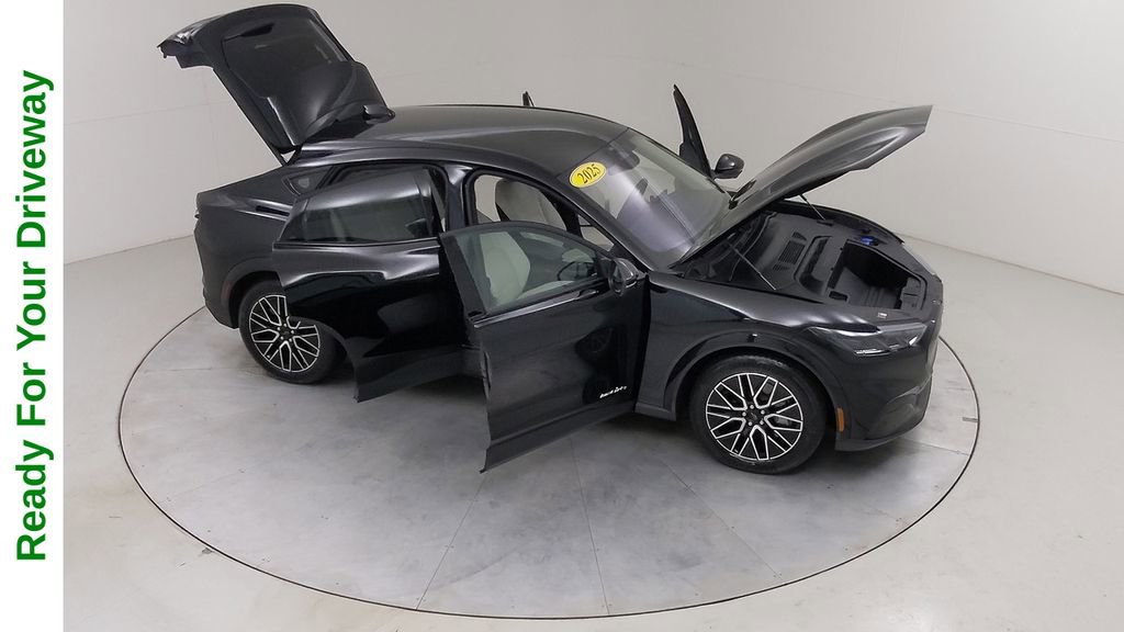 Certified 2025 Ford Mustang Mach-E Premium image 44