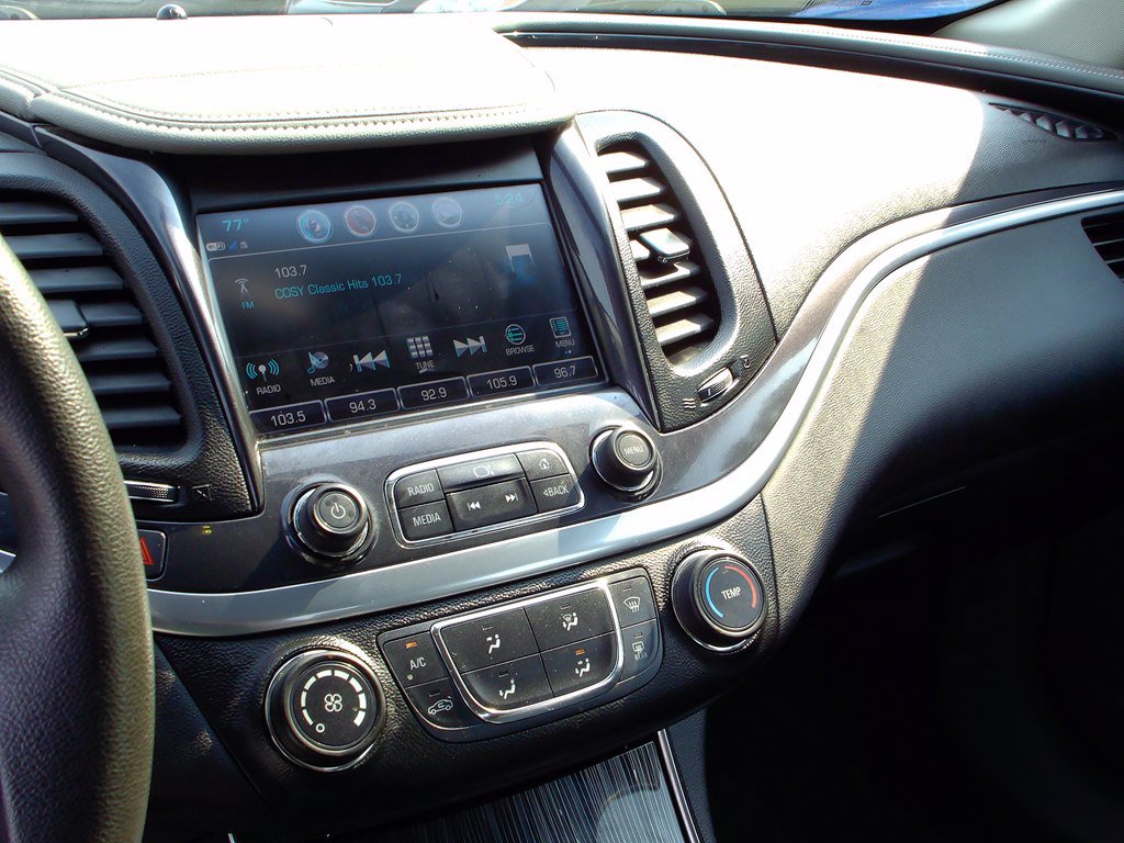 Used 2019 Chevrolet Impala LS FWD image 9