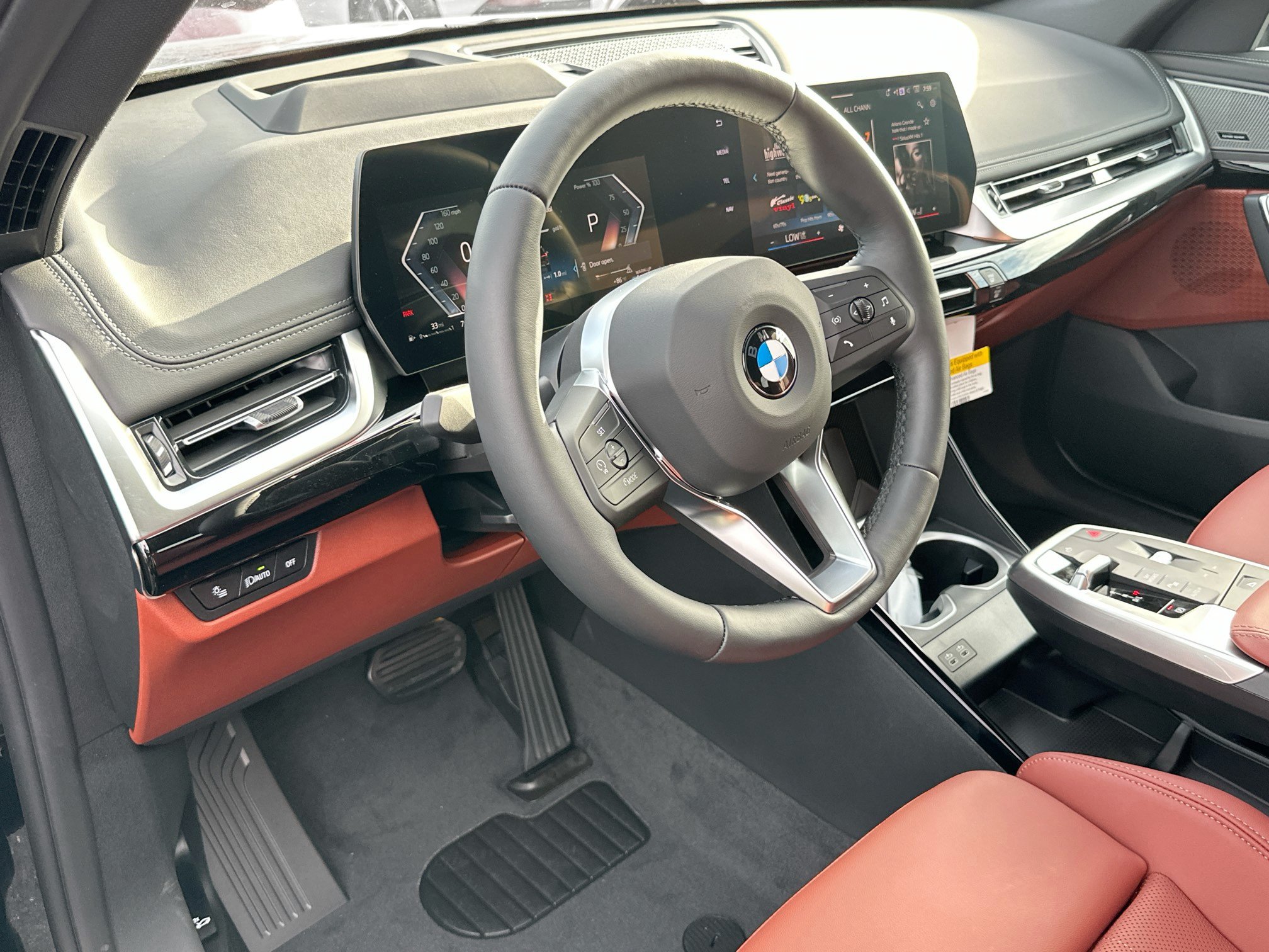 New 2026 BMW X1 xDrive28i w/ Technology Package AWD/4WD image 5