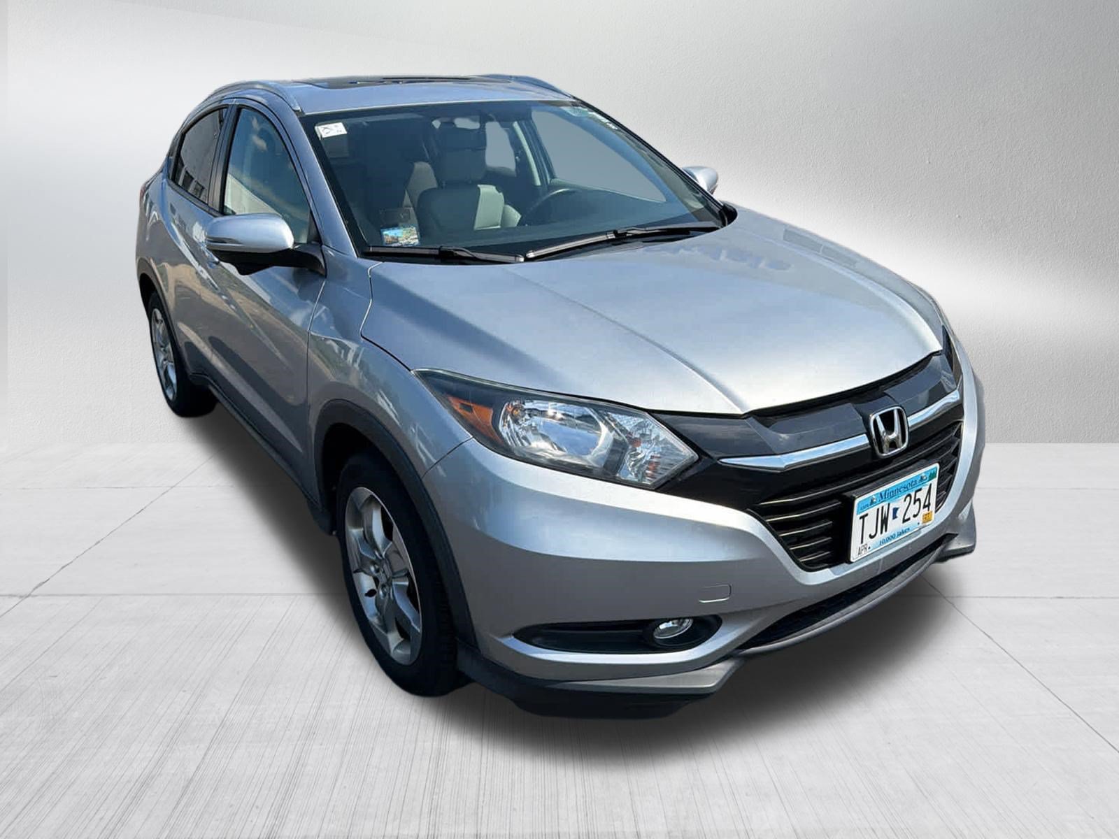 Used 2017 Honda HR-V EX-L image 5