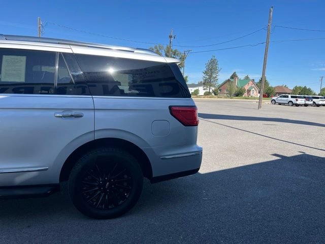 Used 2019 Lincoln Navigator Premiere AWD/4WD image 7