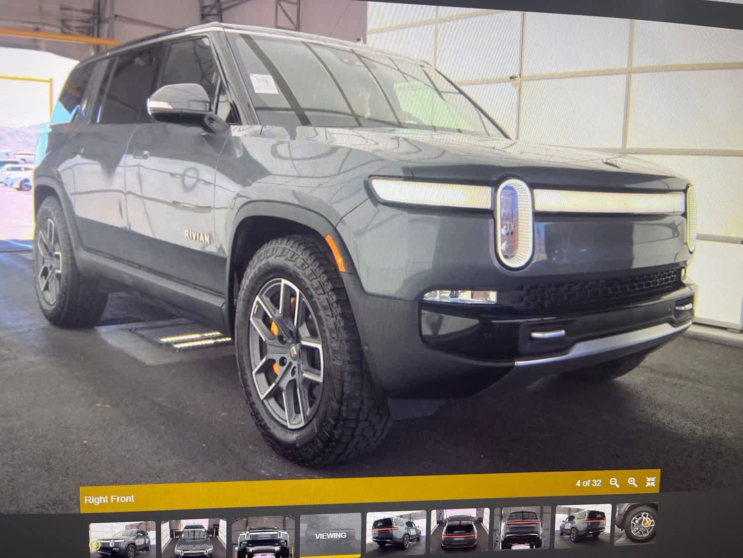 Used 2024 Rivian R1S Adventure AWD/4WD image 3