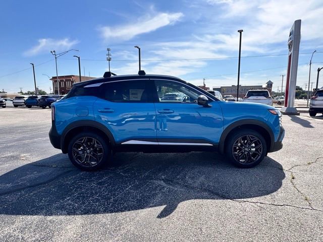 New 2025 Nissan Kicks SR image 5