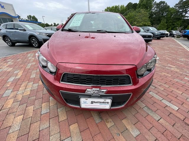 Used 2016 Chevrolet Sonic LT w/ Fun and Sun Package FWD image 27