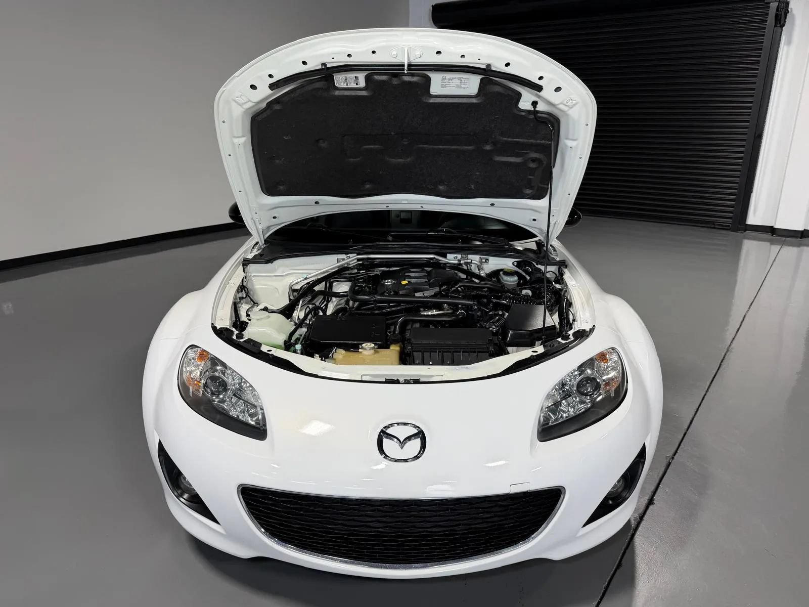 Used 2015 MAZDA MX-5 Miata Club RWD image 7