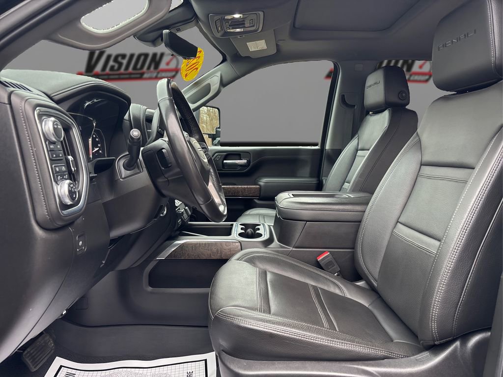 Used 2022 GMC Sierra 2500 Denali w/ Technology Package image 9