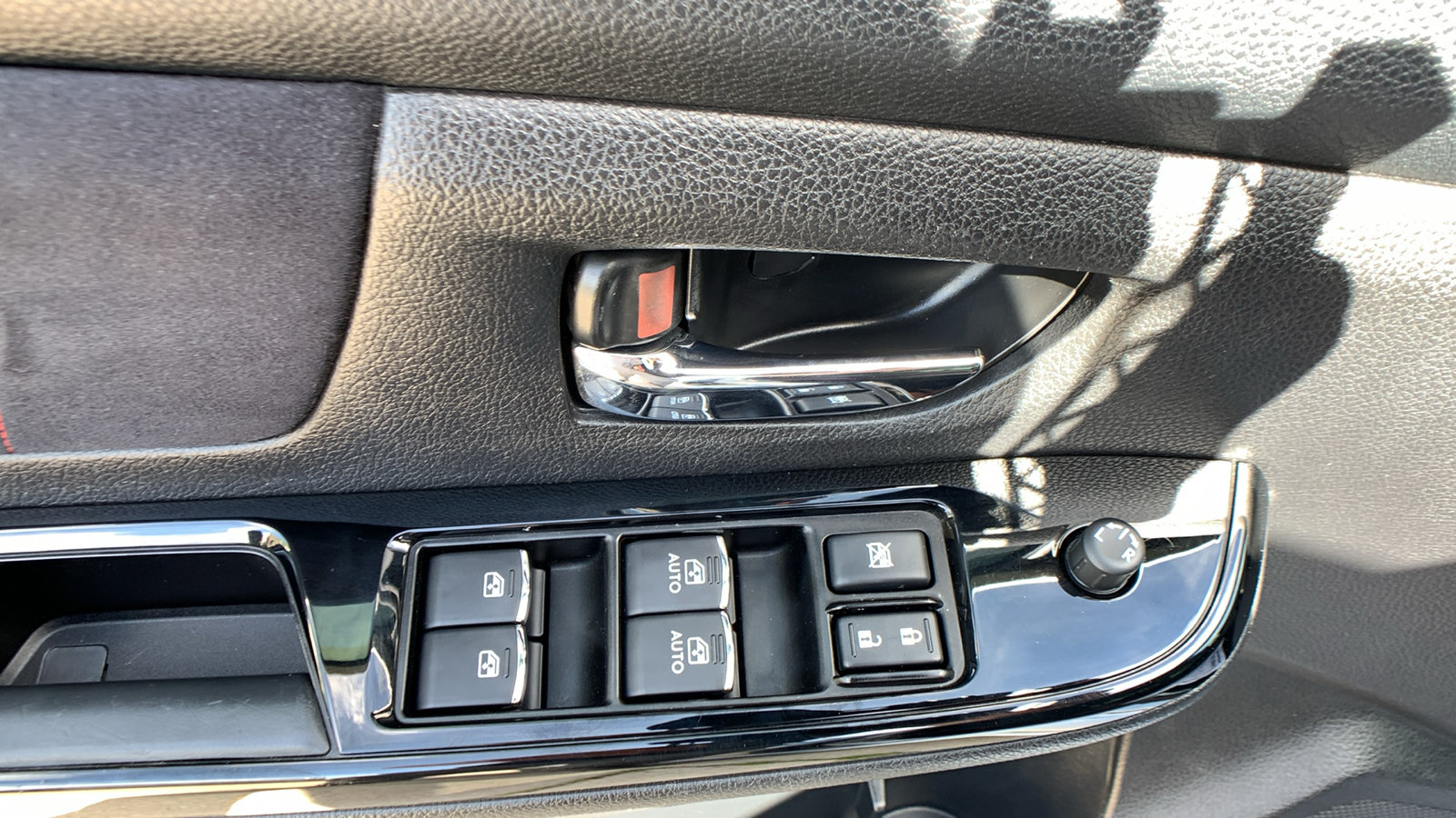 Used 2019 Subaru WRX STI Limited AWD/4WD image 11