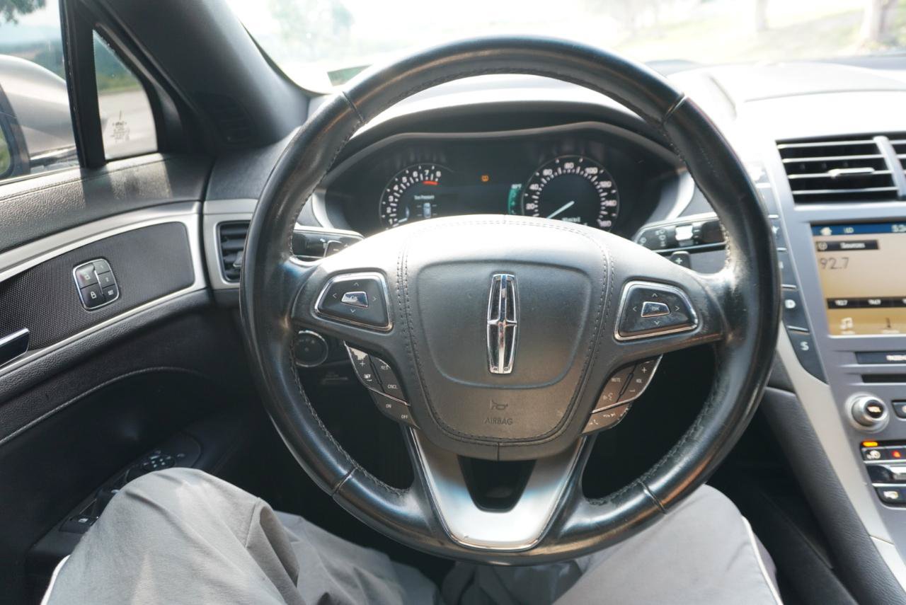 Used 2017 Lincoln MKZ Premiere FWD image 24