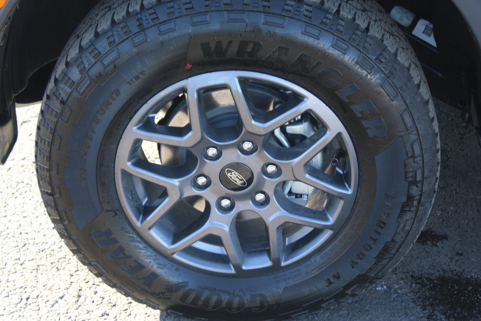 New 2025 Ford Ranger XLT w/ FX4 Off-Road Package image 2