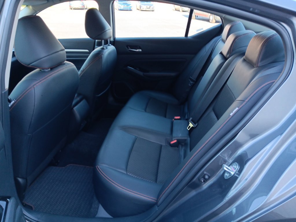 Used 2025 Nissan Altima 2.5 SR AWD/4WD image 29