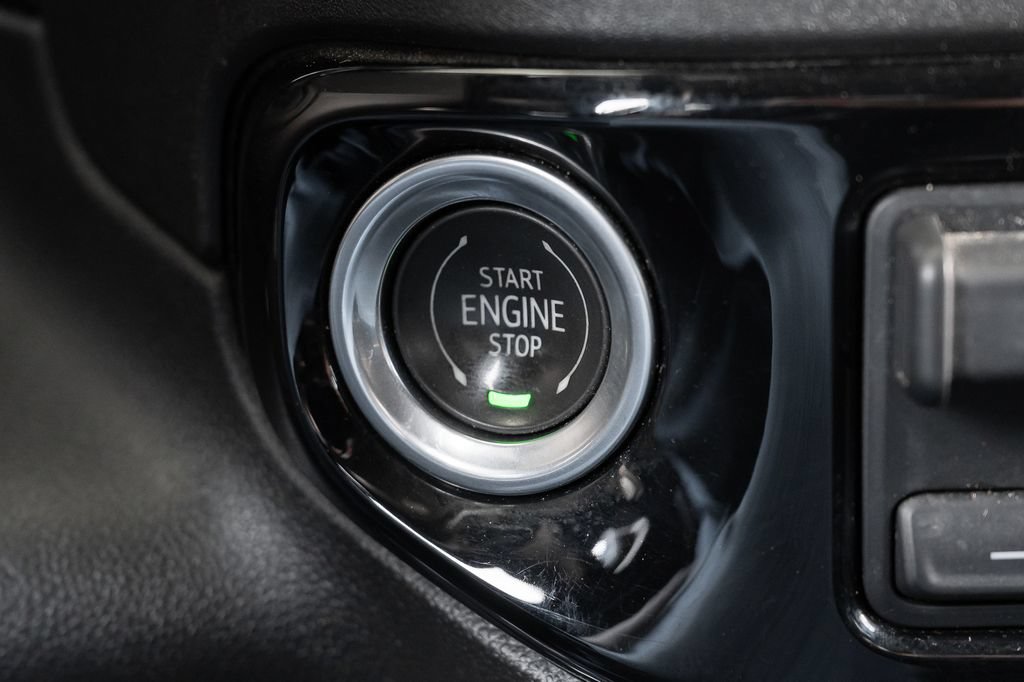 Used 2023 Chevrolet Silverado 1500 LT w/ Safety Package RWD image 30