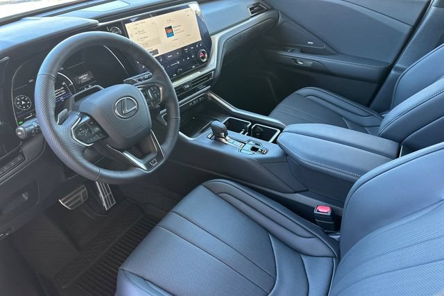 New 2026 Lexus TX 500h AWD image 8