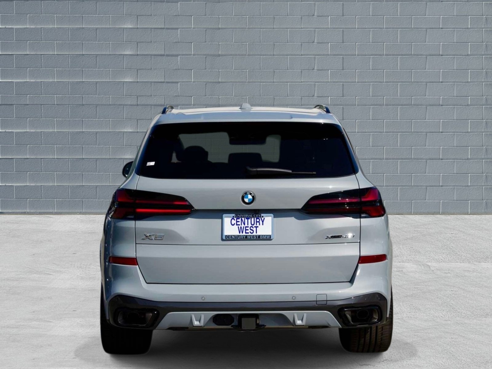 New 2026 BMW X5 xDrive40i w/ M Sport Package AWD/4WD image 4