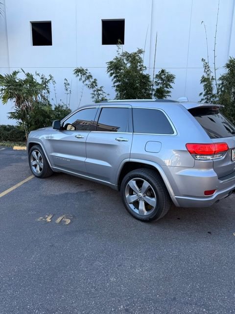 Used 2014 Jeep Grand Cherokee Overland w/ Advanced Technology Group image 4