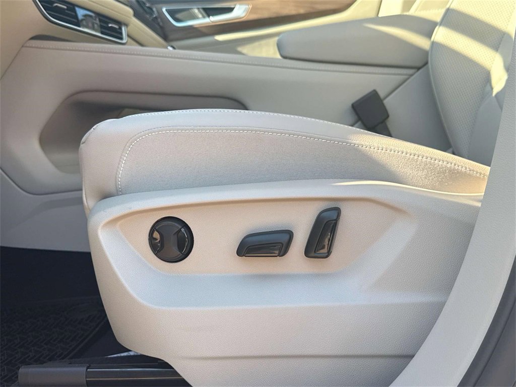 New 2026 Volkswagen Atlas SE image 12