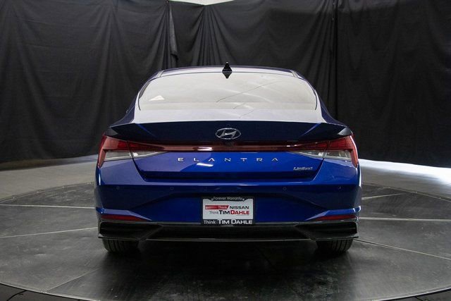 Used 2023 Hyundai Elantra Limited w/ Cargo Package FWD image 12