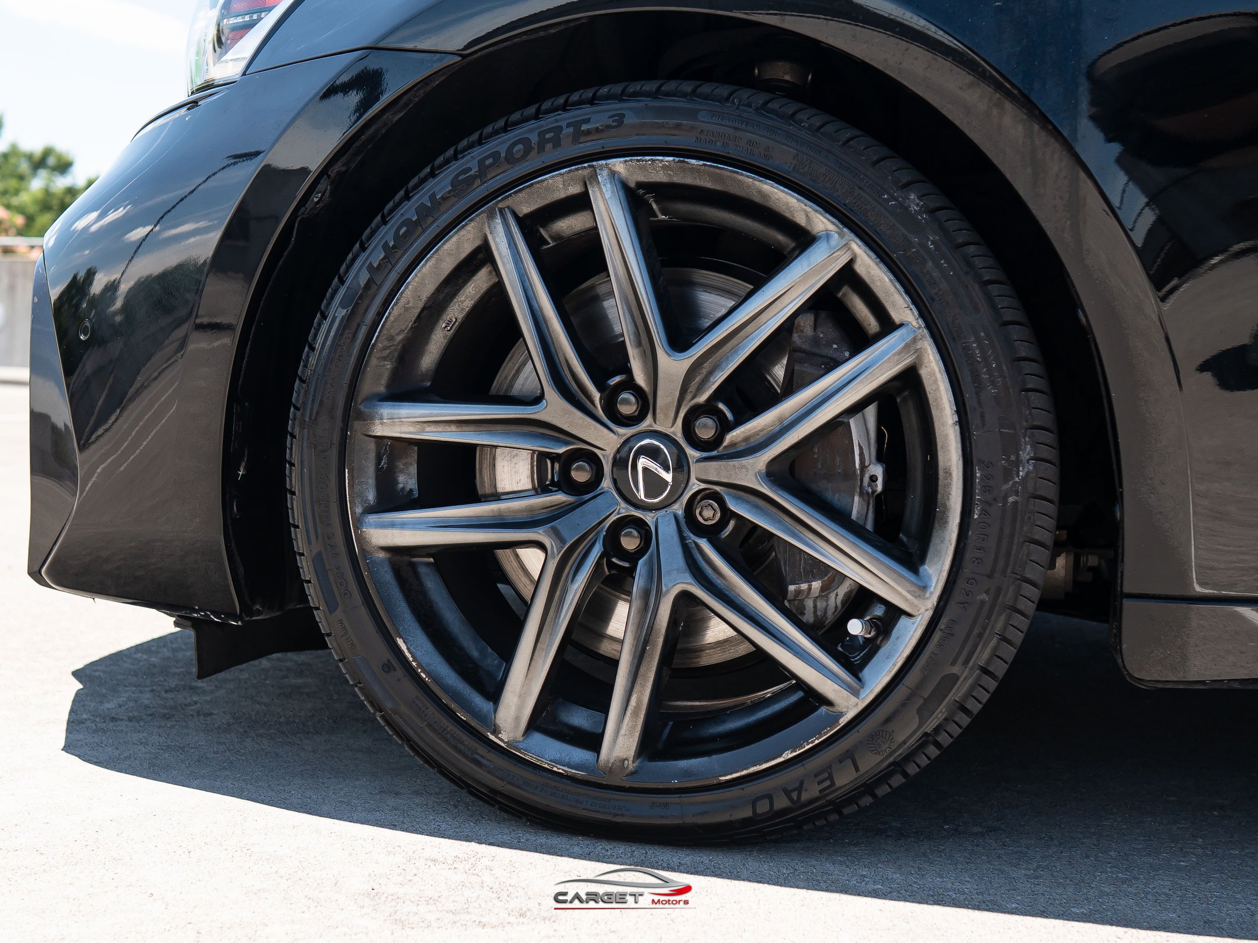 Used 2019 Lexus IS 300 F Sport w/ F Sport Package RWD image 8