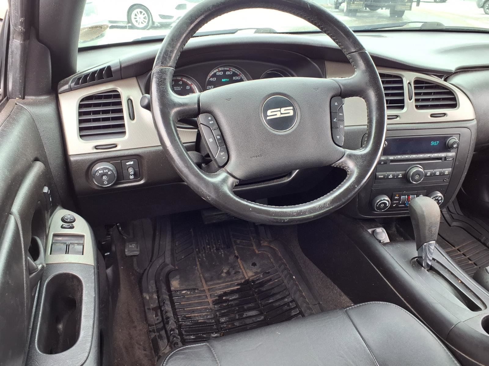 Used 2007 Chevrolet Monte Carlo SS w/ Silver Rally Stripe Package image 6