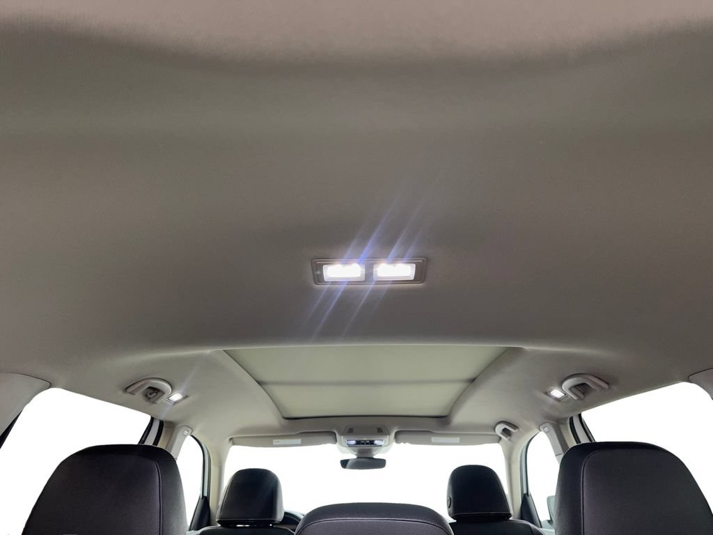 Used 2025 Volkswagen Atlas SE FWD image 78