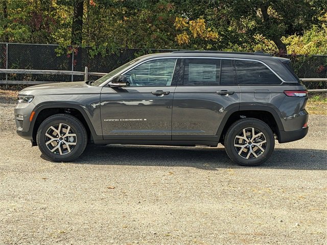 New 2025 Jeep Grand Cherokee Limited image 5