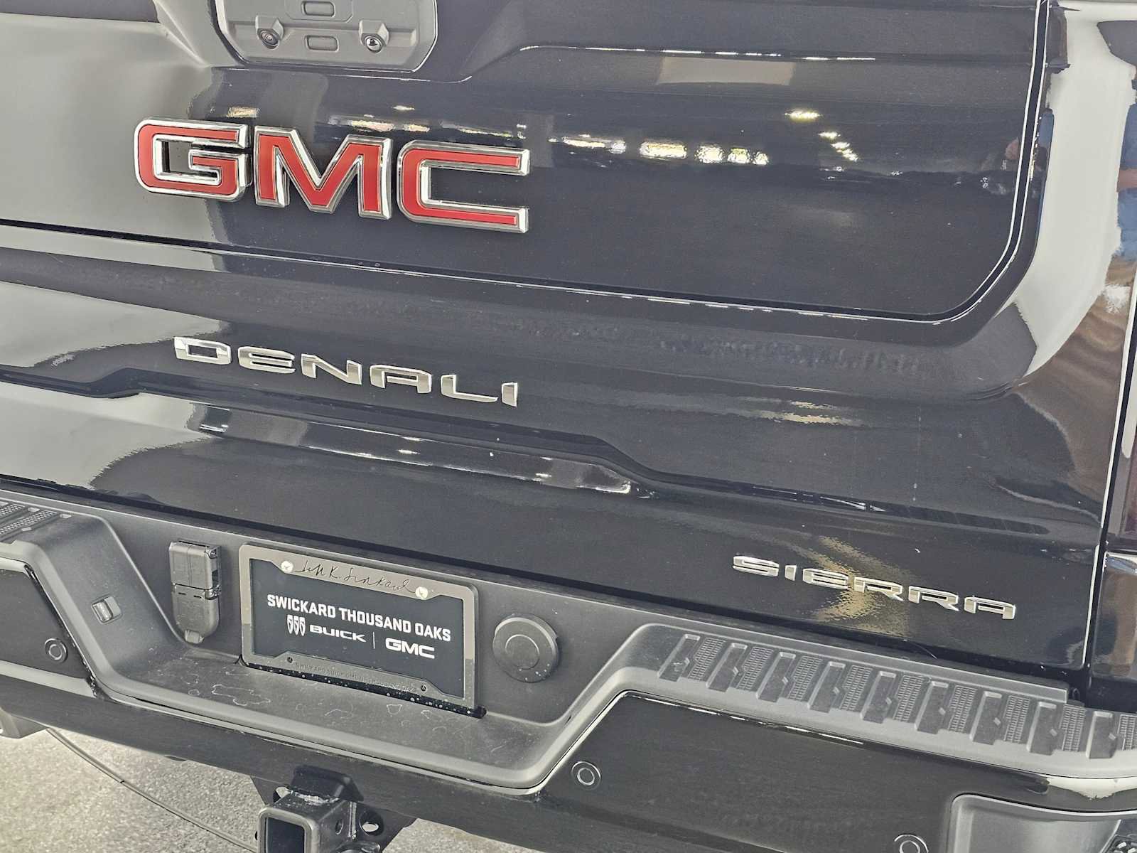 New 2026 GMC Sierra 1500 Denali w/ Denali Reserve Package image 14
