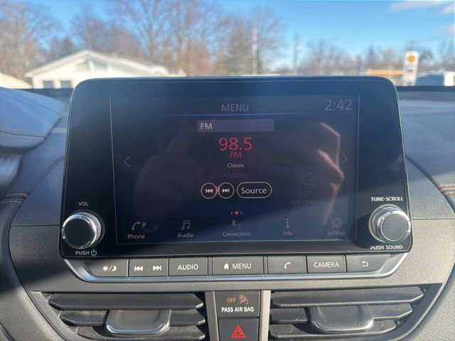 Used 2022 Nissan Altima 2.5 SR image 24