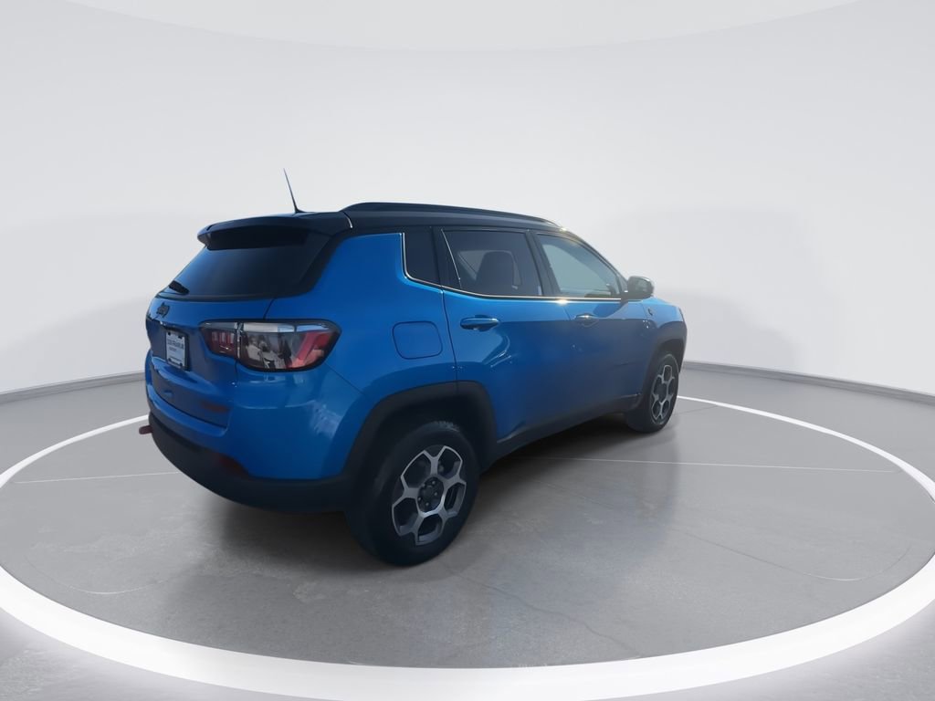 Used 2022 Jeep Compass Trailhawk w/ Trailhawk Convenience Group AWD/4WD image 8
