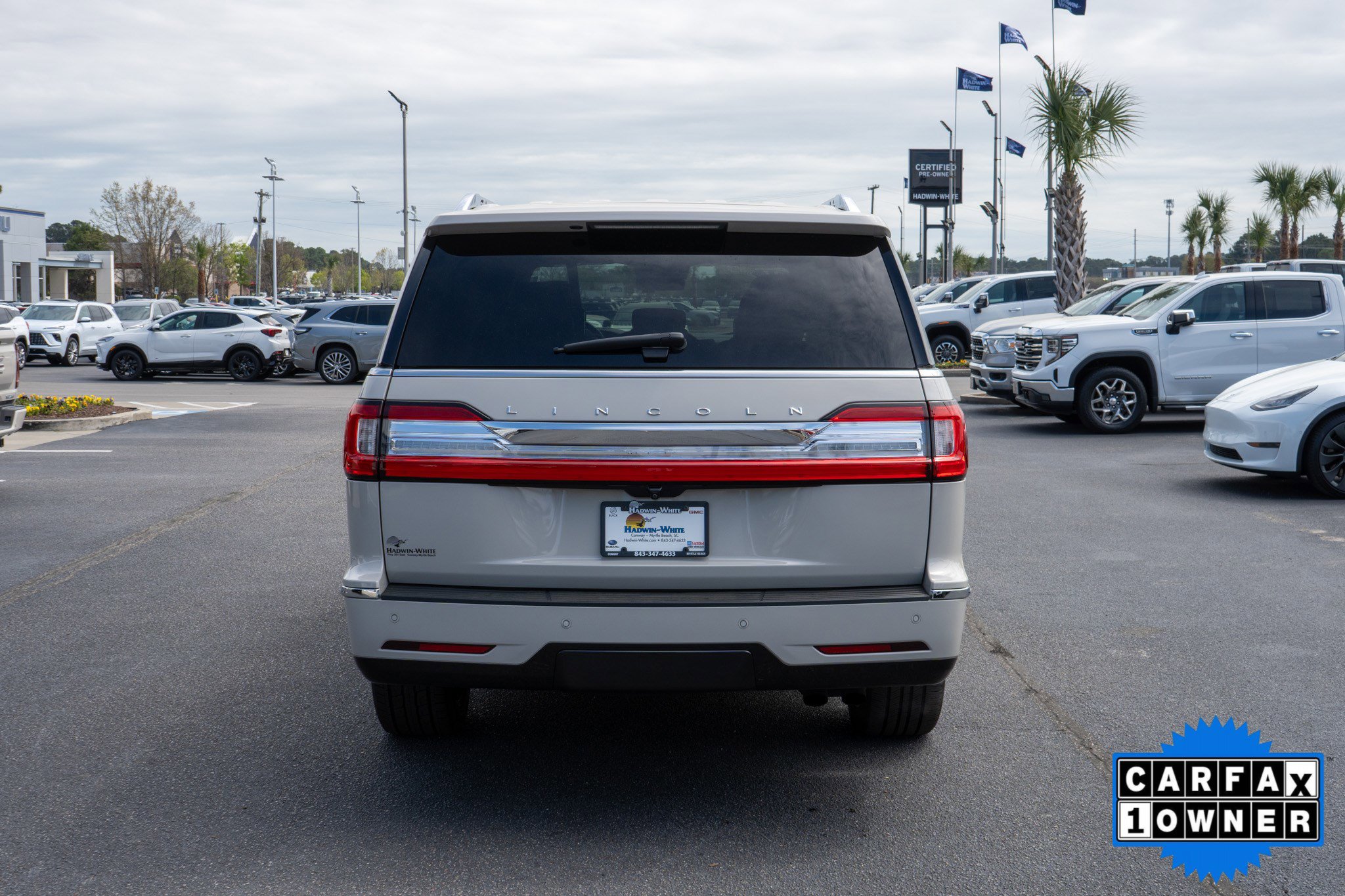 Used 2021 Lincoln Navigator L Reserve image 4
