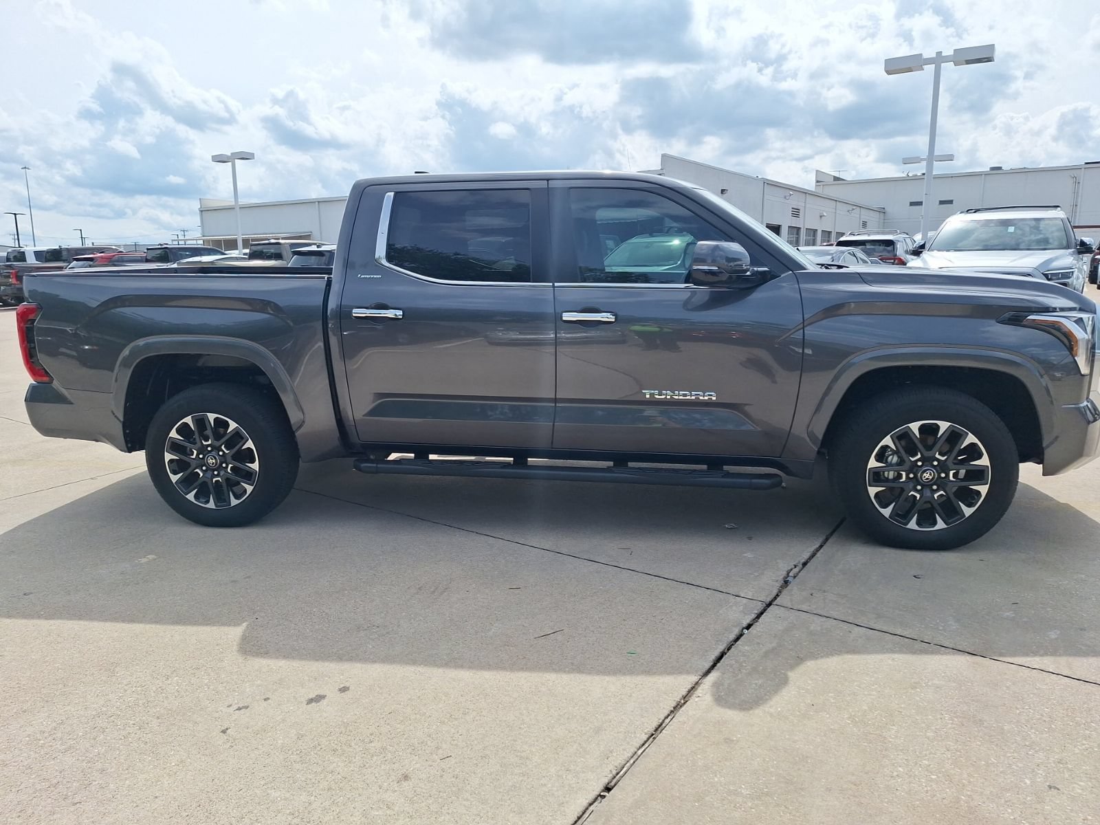 Used 2026 Toyota Tundra Limited w/ Power Package AWD/4WD image 7