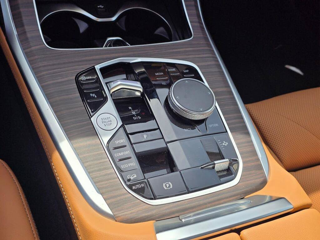 New 2027 BMW X7 xDrive40i AWD/4WD image 30