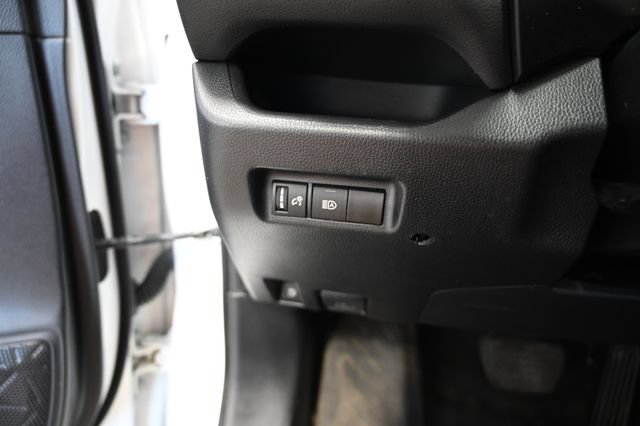 Used 2022 Toyota RAV4 LE AWD/4WD image 26