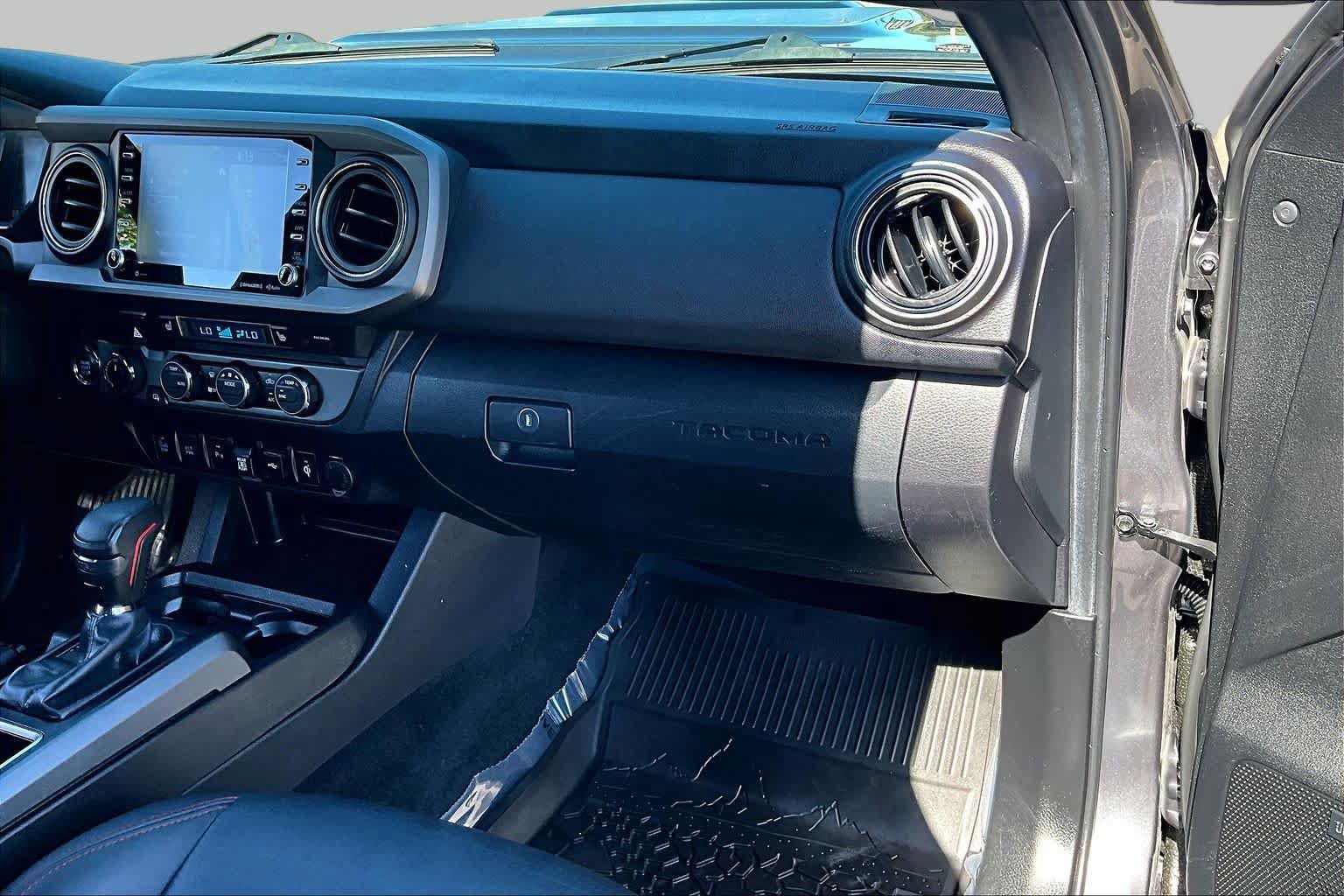 Certified 2022 Toyota Tacoma TRD Pro AWD/4WD image 18
