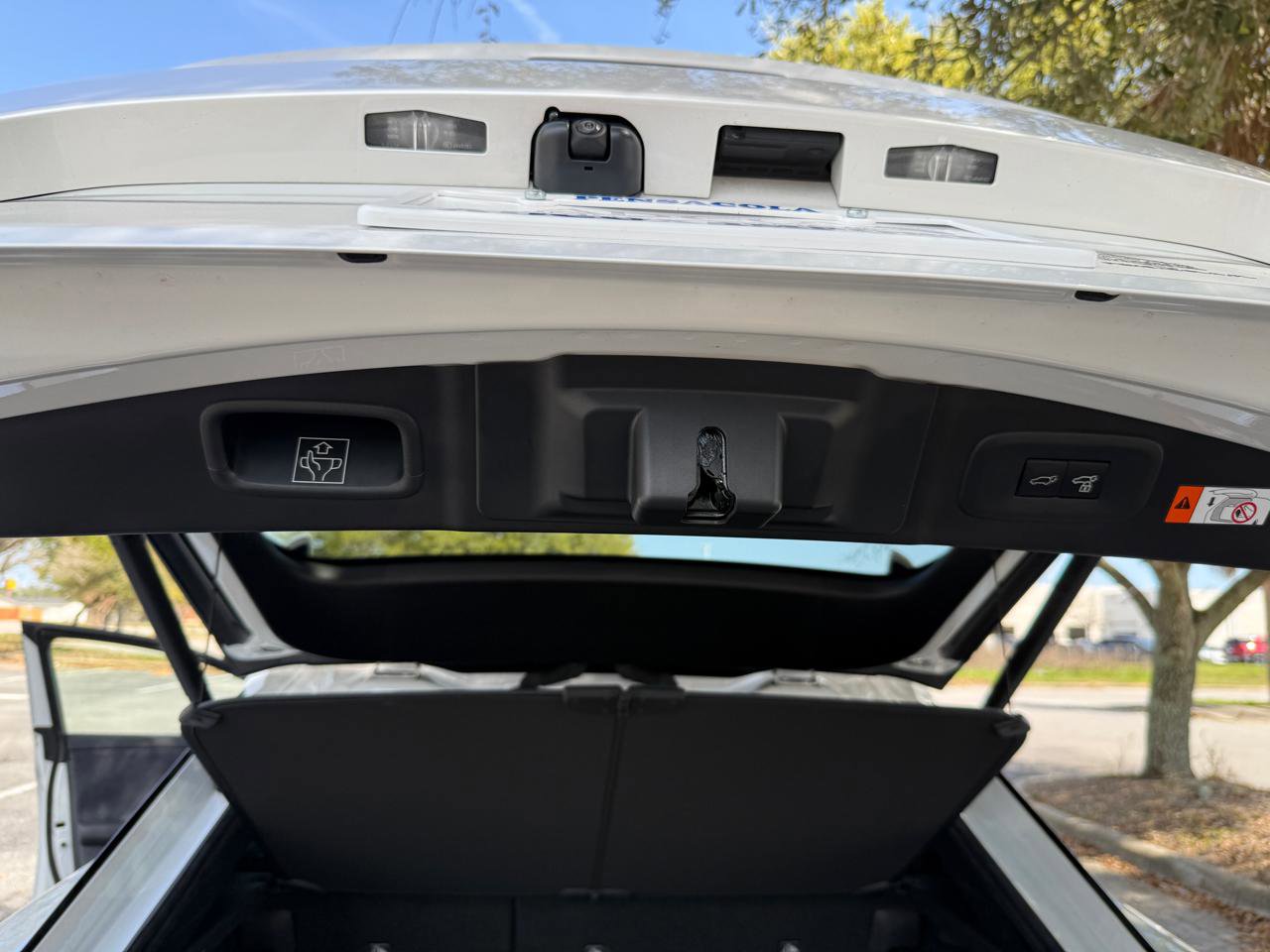 Used 2023 Lexus RZ 450e Premium w/ Accessory Package (Z1) image 39