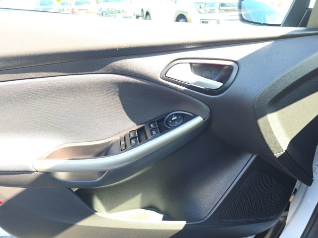 Used 2012 Ford Focus SEL image 10