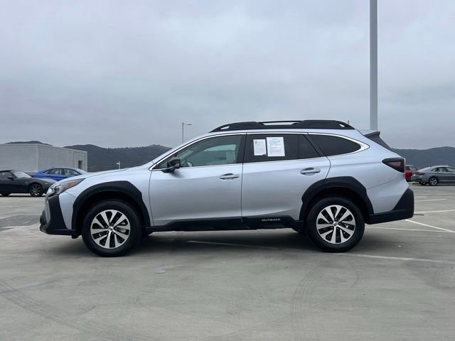 Certified 2025 Subaru Outback Premium AWD/4WD image 8