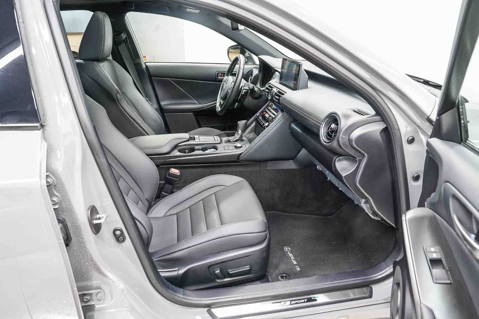 Certified 2025 Lexus IS 350 F Sport w/ Accessory Package 2 RWD image 17