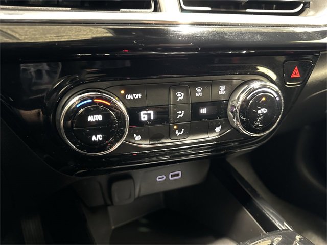 Certified 2025 Chevrolet Trax RS w/ Driver Confidence Package image 19