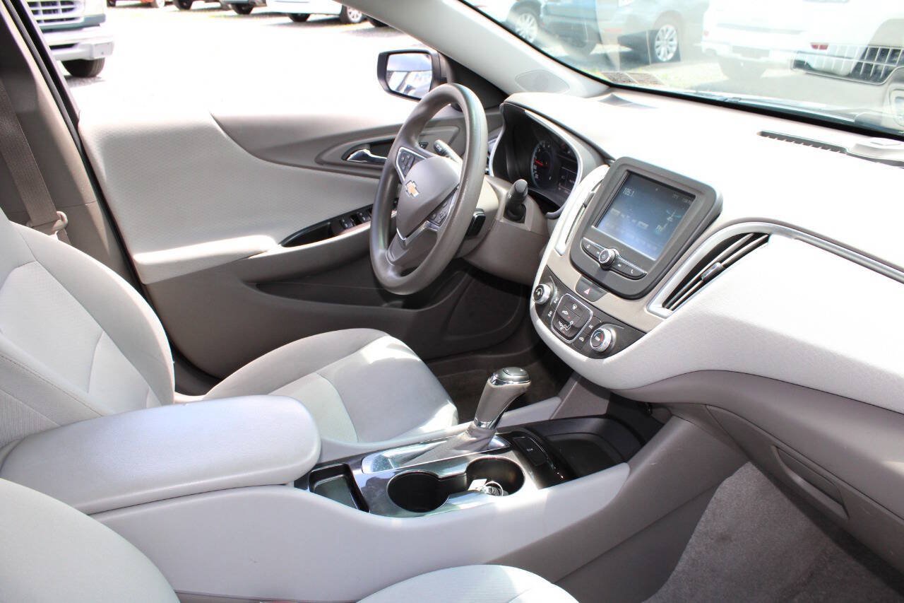 Used 2016 Chevrolet Malibu LS FWD image 12