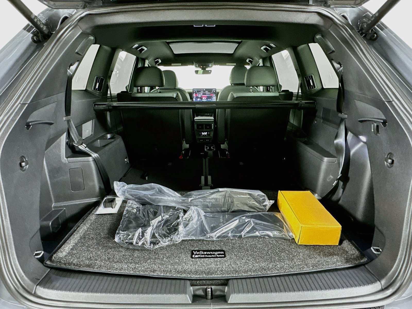 New 2027 Volkswagen Atlas SEL Premium R-Line AWD/4WD image 39
