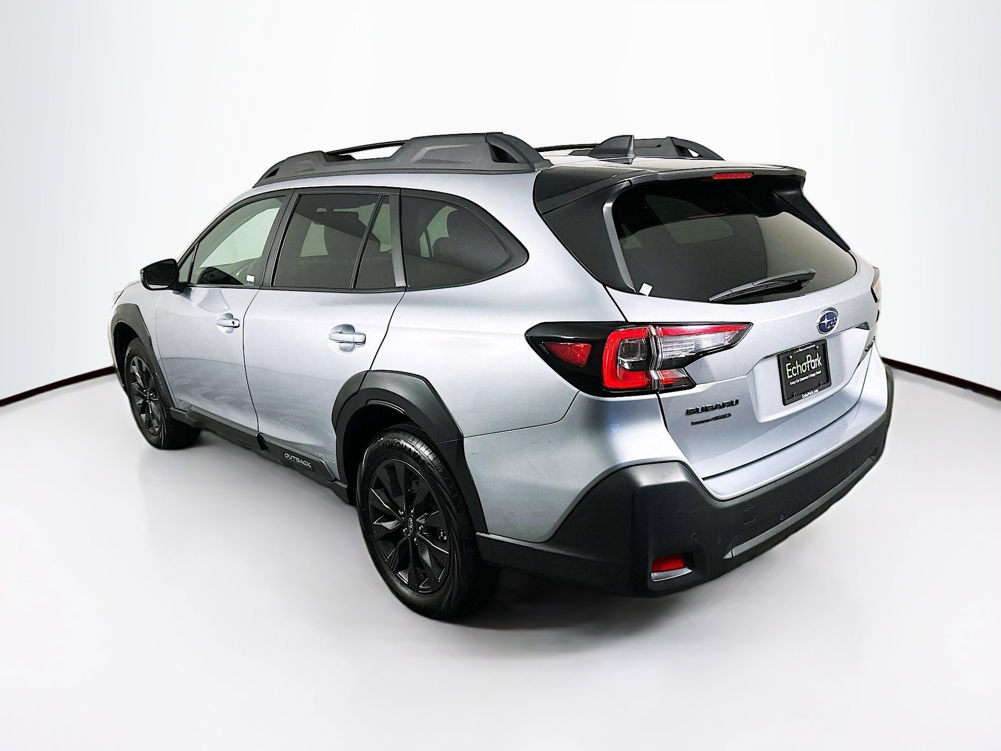 Used 2025 Subaru Outback Onyx Edition AWD/4WD image 5