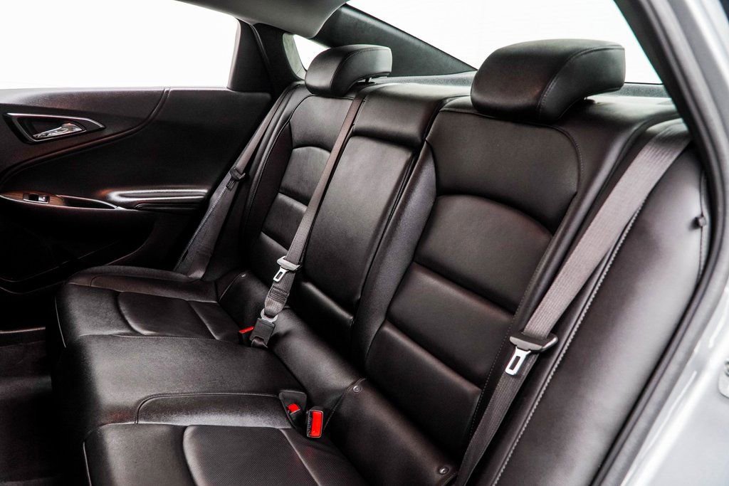 Used 2024 Chevrolet Malibu LT FWD image 40