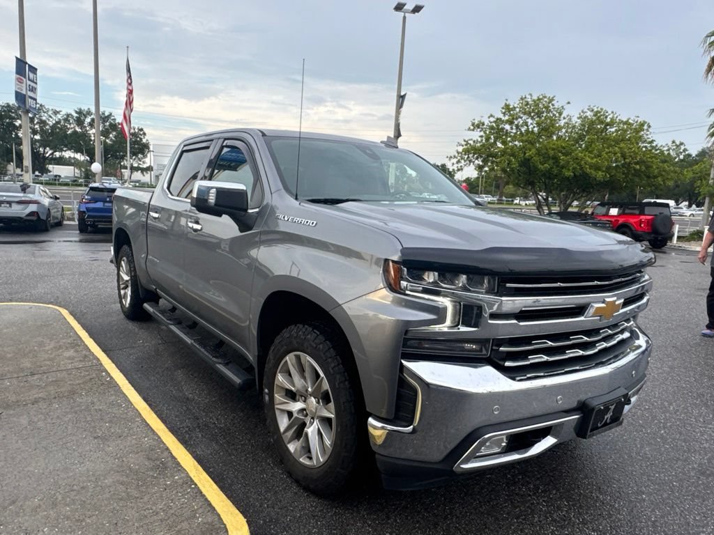 Used 2022 Chevrolet Silverado 1500 LTZ w/ LTZ Premium Package AWD/4WD image 6