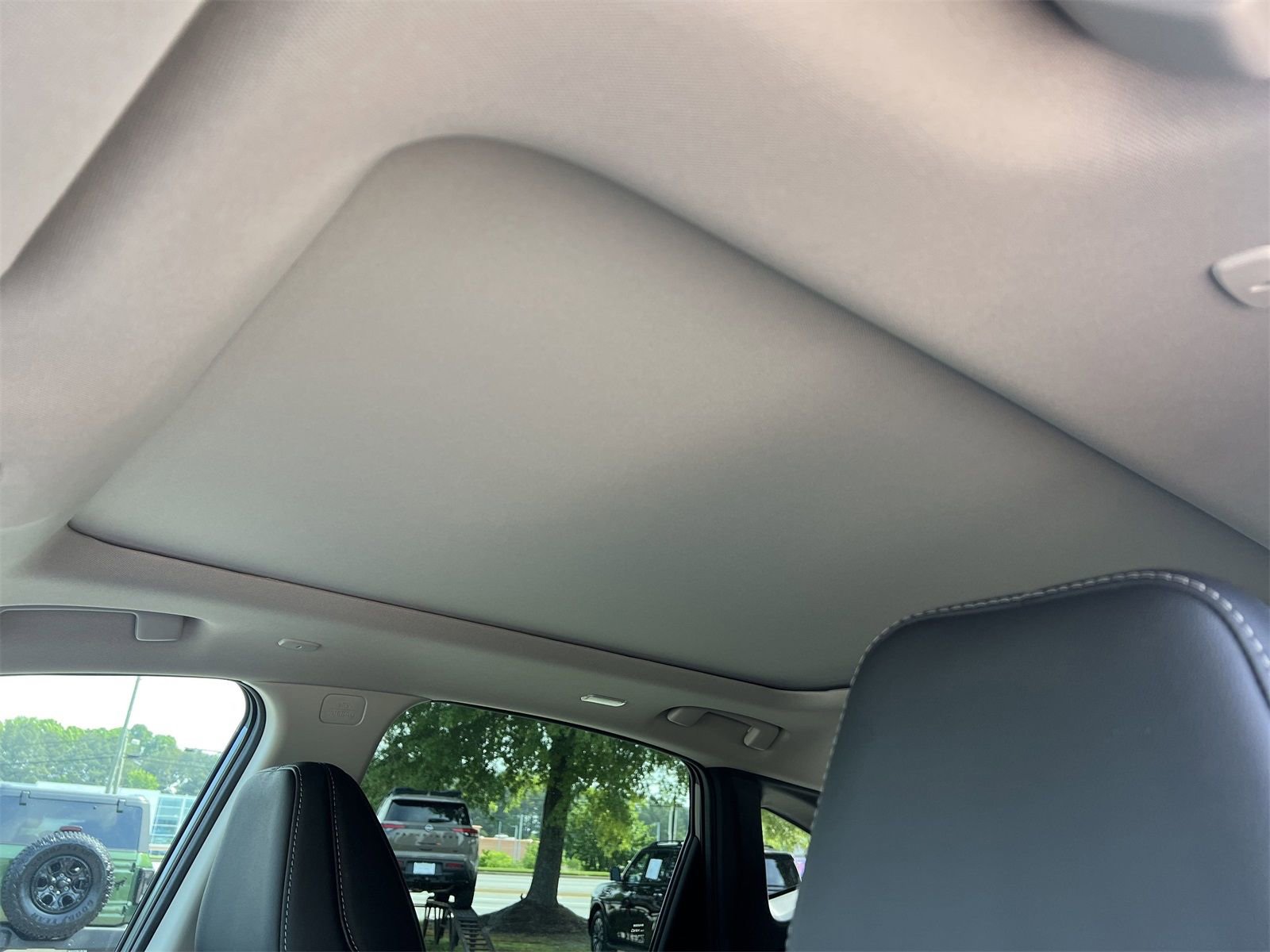 New 2025 Nissan Murano SL image 15