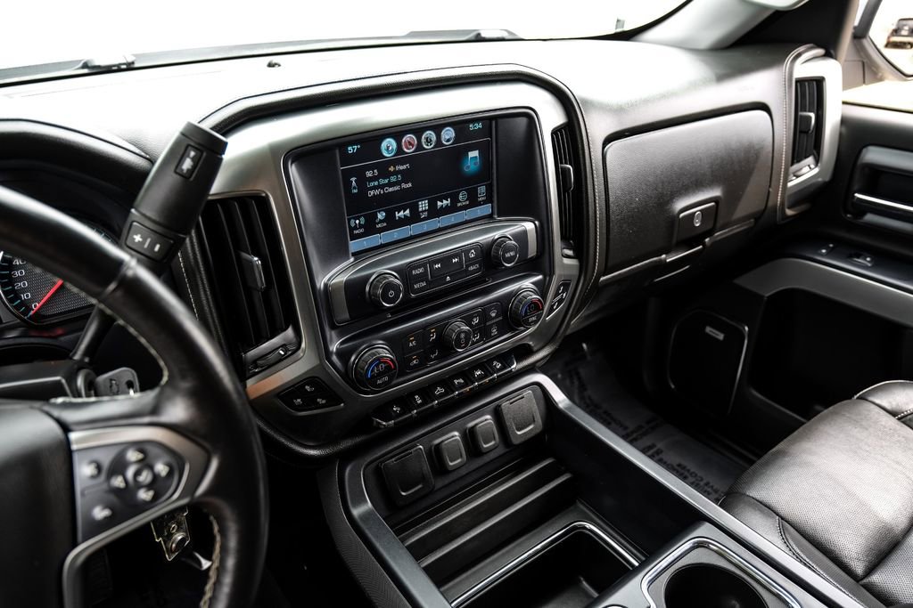 Used 2018 Chevrolet Silverado 1500 LTZ Z71 w/ LTZ Plus Package AWD/4WD image 21