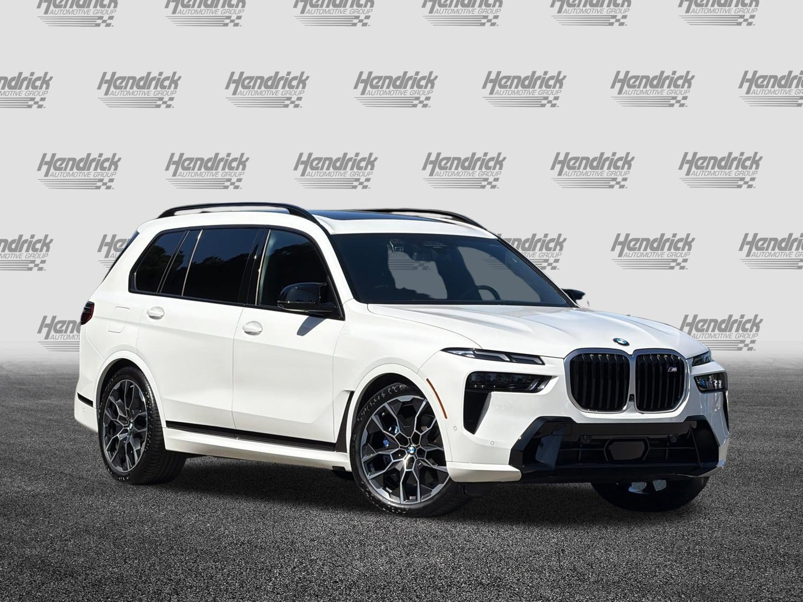 Used 2025 BMW X7 M60i AWD/4WD video 2