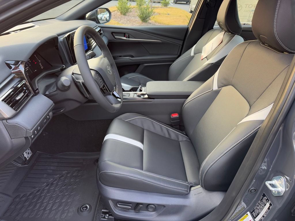 New 2026 Toyota Camry SE w/ Convenience Package FWD image 9