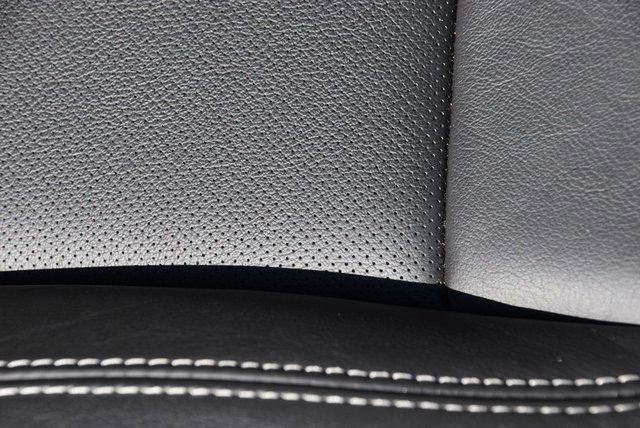 Used 2016 Chevrolet Corvette Stingray Coupe w/ Carbon Flash Badge Package image 30